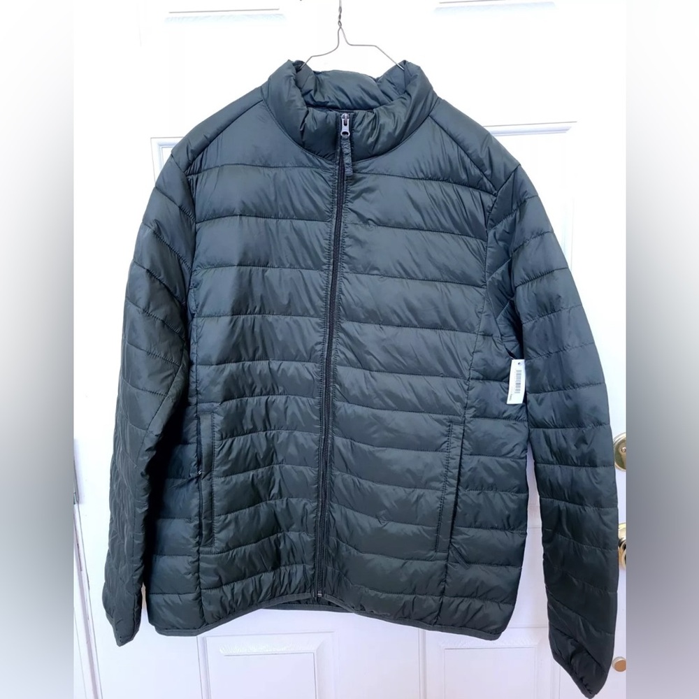 Puffer jacket, Amazon Essentials, L, Green, zip pockets, travel pouch, NWT
